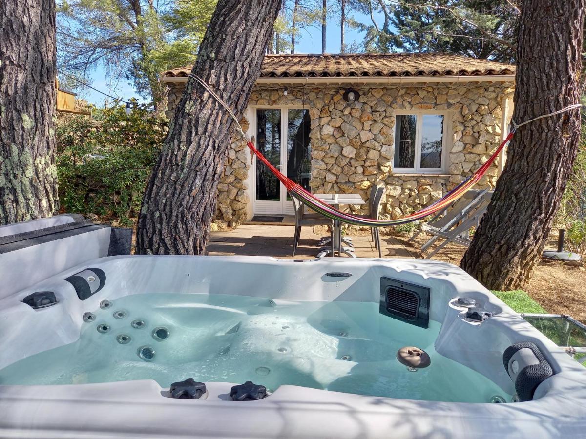 Gite Avec Spa Jacuzzi Au Coeur De Provence Cote D'Azur Saint-Antonin-du-Var ภายนอก รูปภาพ